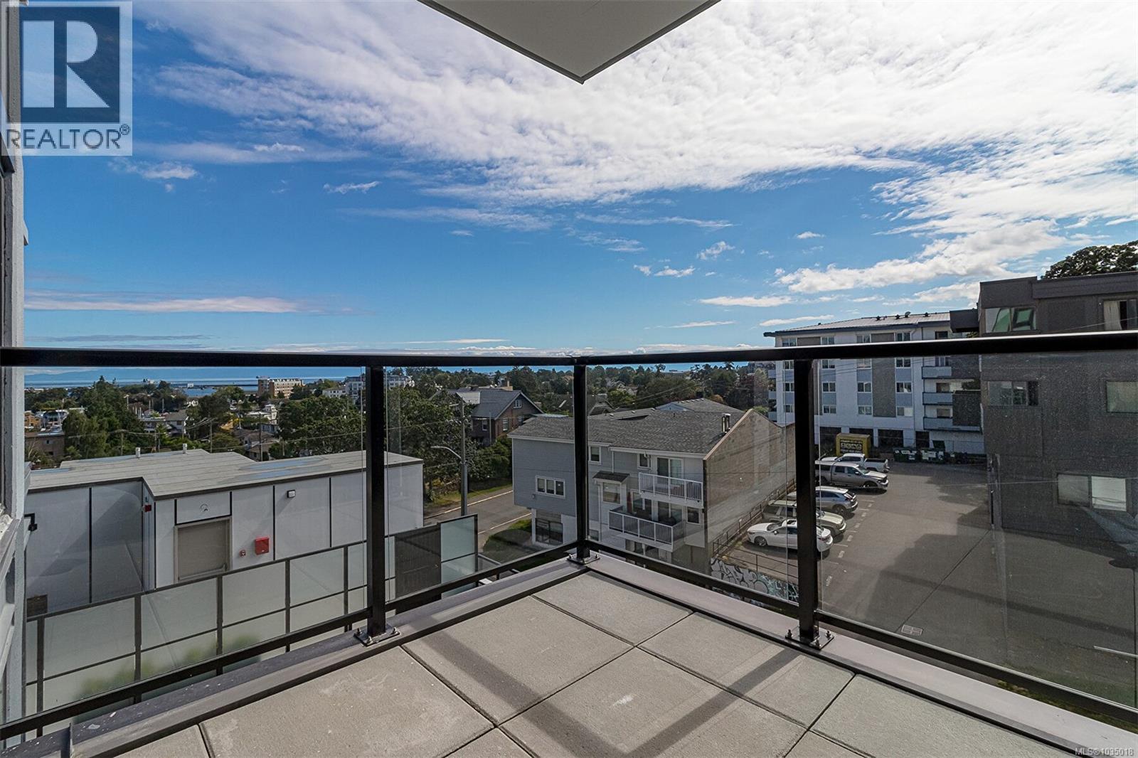 202 899 Esquimalt Rd, Esquimalt, British Columbia  V9A 0L7 - Photo 12 - 1035018
