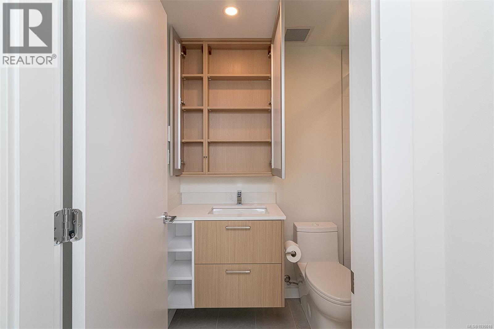 202 899 Esquimalt Rd, Esquimalt, British Columbia  V9A 0L7 - Photo 26 - 1035018
