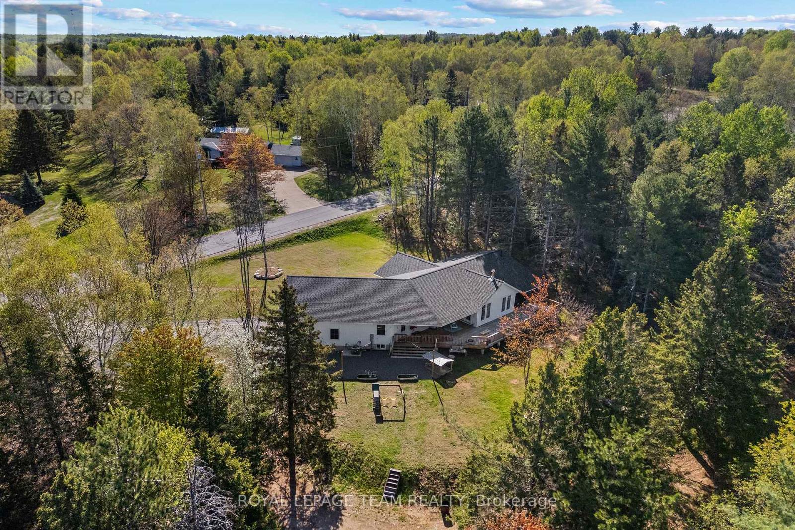 36 Hillcrest Avenue, Killaloe, Ontario  K0J 1N0 - Photo 5 - X13181588