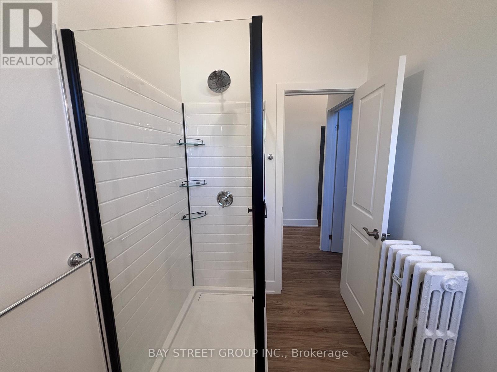 1311 Pape Avenue, Toronto, Ontario  M4K 3W9 - Photo 11 - E13181652