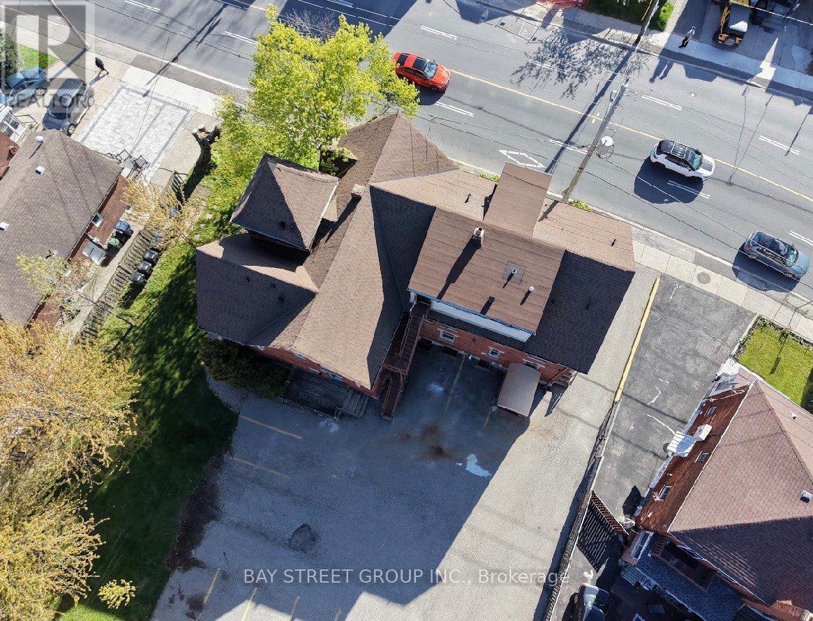 1311 Pape Avenue, Toronto, Ontario  M4K 3W9 - Photo 3 - E13181652