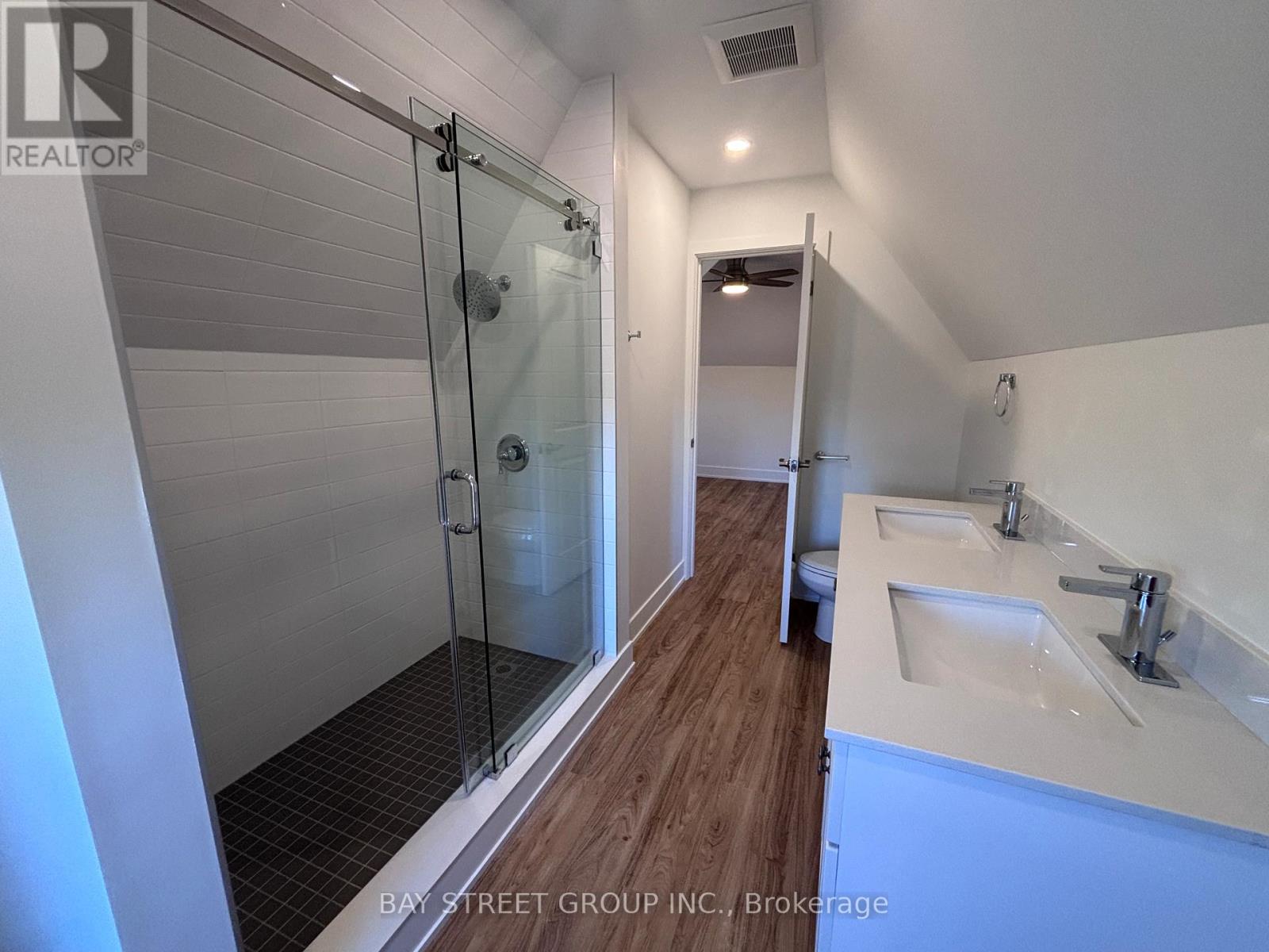 1311 Pape Avenue, Toronto, Ontario  M4K 3W9 - Photo 30 - E13181652