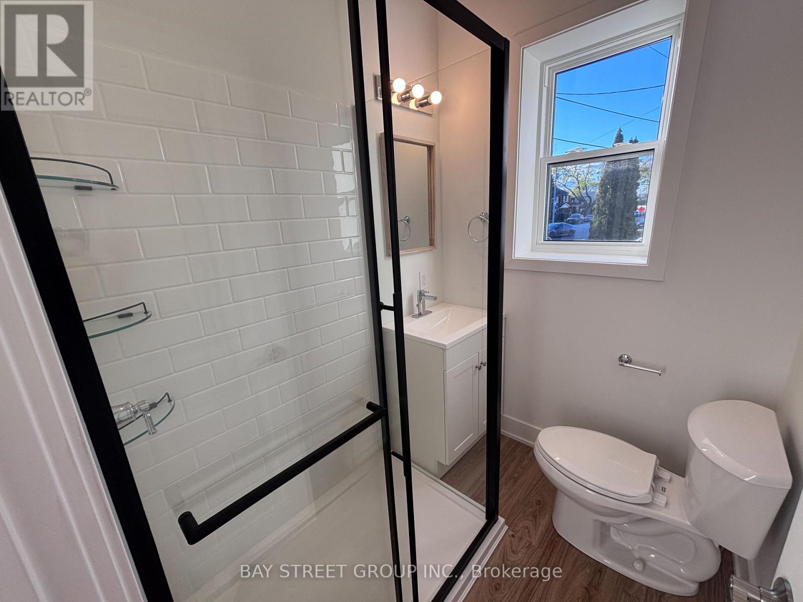 1311 Pape Avenue, Toronto, Ontario  M4K 3W9 - Photo 35 - E13181652
