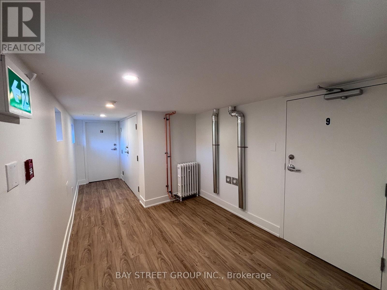 1311 Pape Avenue, Toronto, Ontario  M4K 3W9 - Photo 37 - E13181652