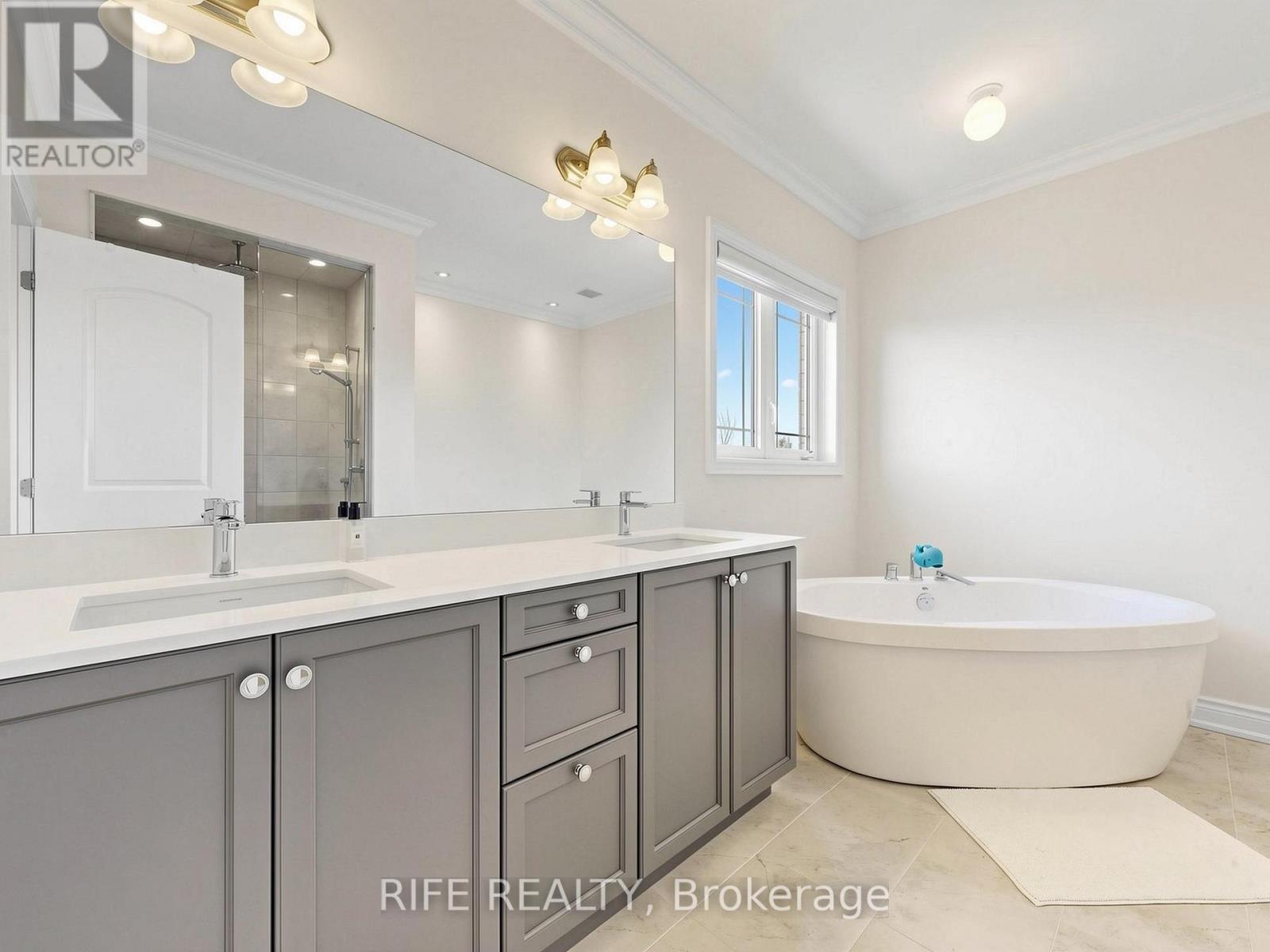 18 Rossini Drive, Richmond Hill, Ontario  L4E 0R5 - Photo 27 - N13181634
