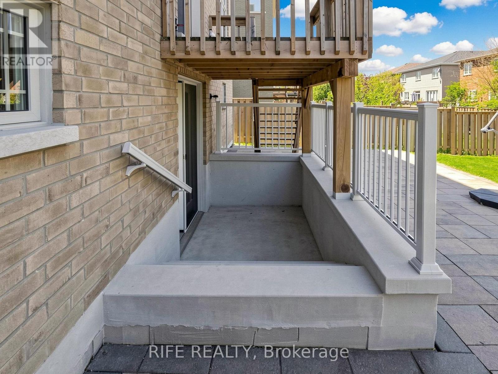 18 Rossini Drive, Richmond Hill, Ontario  L4E 0R5 - Photo 42 - N13181634