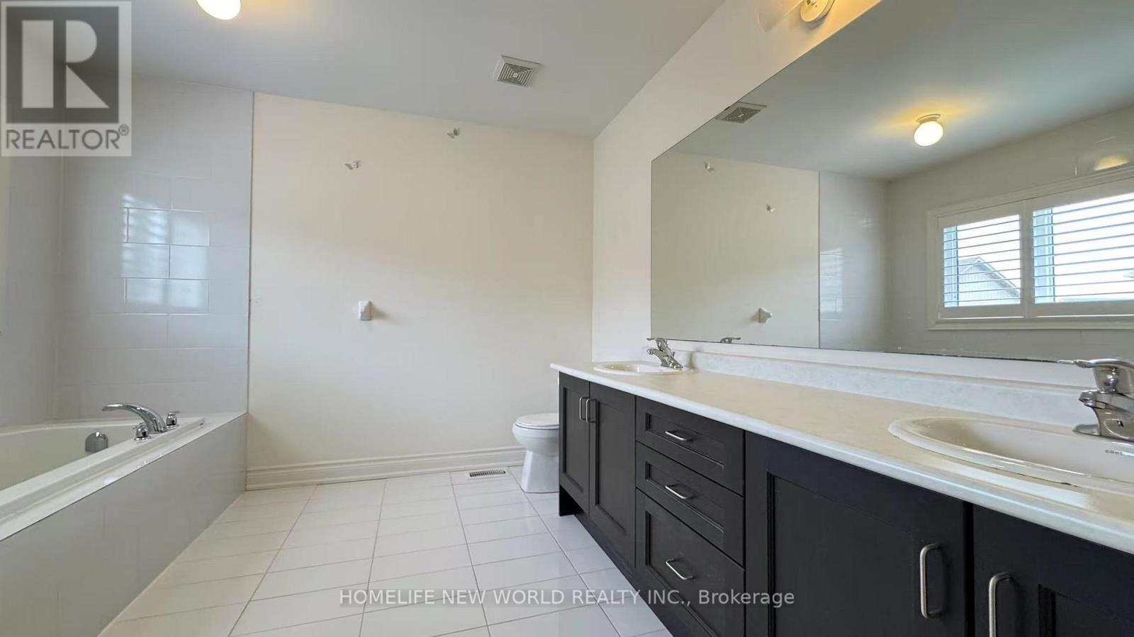 114 Hua Du Avenue, Markham, Ontario  L6C 0P9 - Photo 10 - N13181732