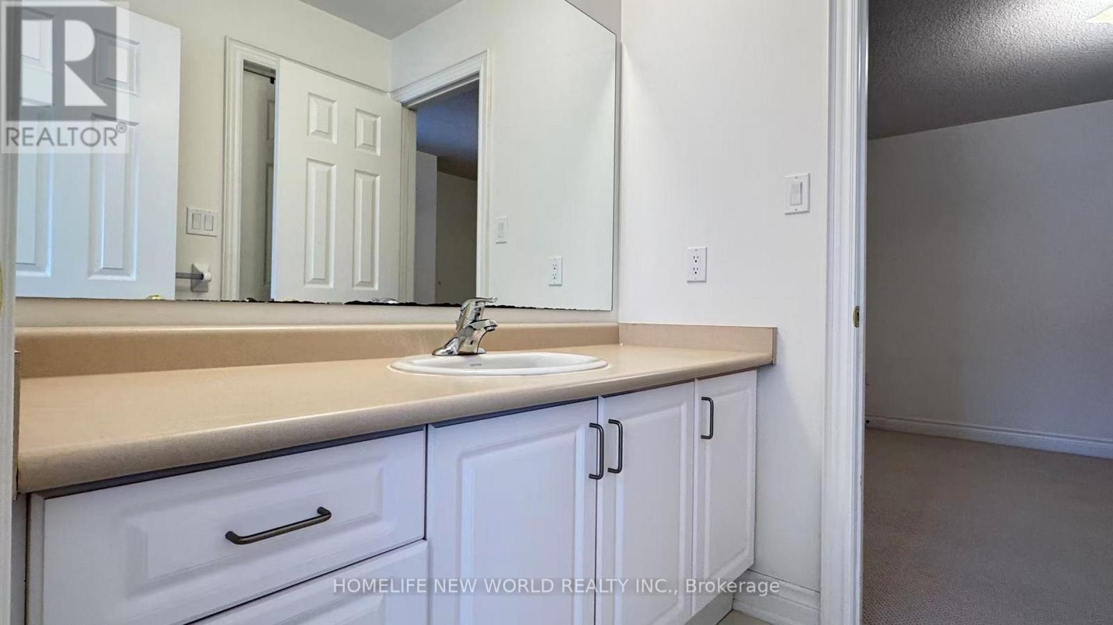 114 Hua Du Avenue, Markham, Ontario  L6C 0P9 - Photo 14 - N13181732