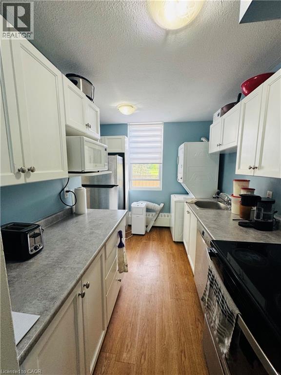350 Quigley Road Unit# 222-Bedroom#3, Hamilton, Ontario  L8K 5N2 - Photo 1 - 40833917