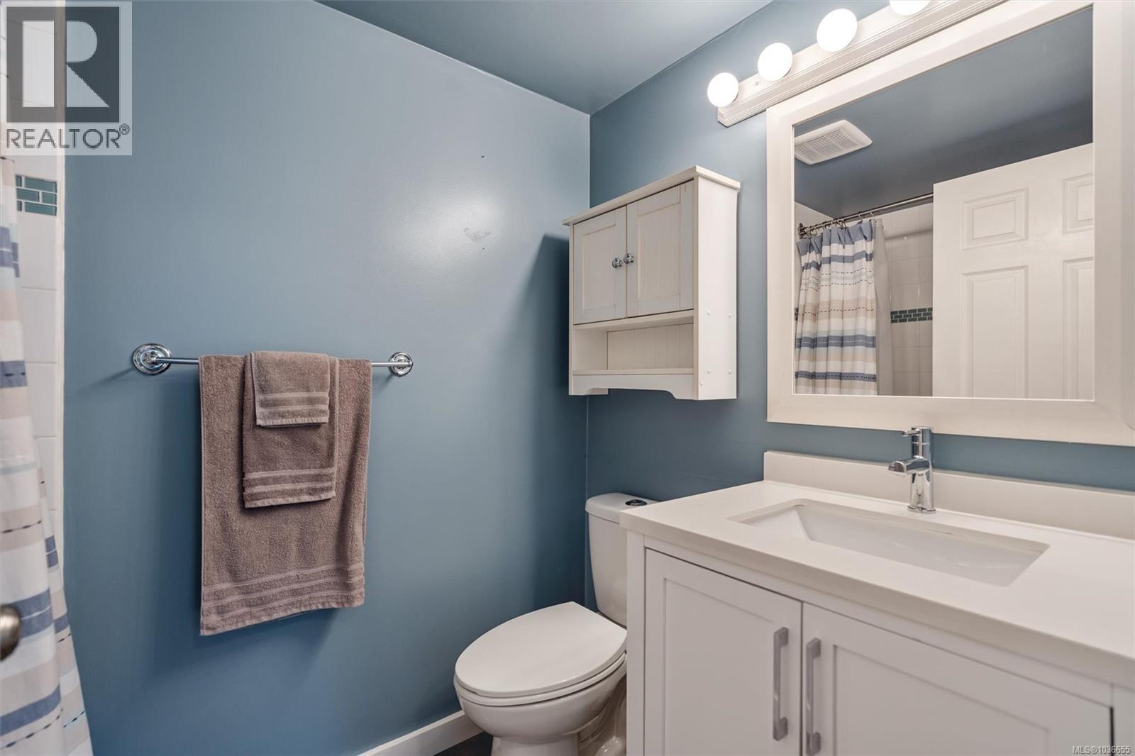 105 1055 Hillside Ave, Victoria, British Columbia  V8T 2A4 - Photo 9 - 1036655