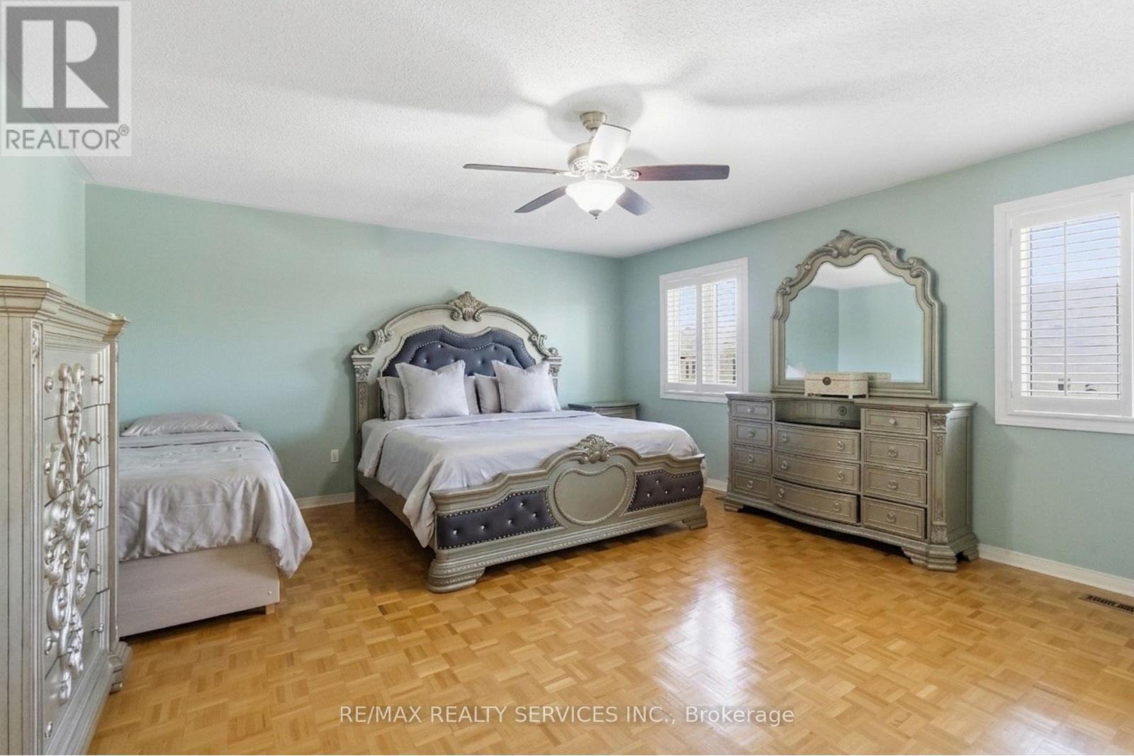 8 Pacific Wind Crescent, Brampton, Ontario  L6R 1Z9 - Photo 14 - W13181760