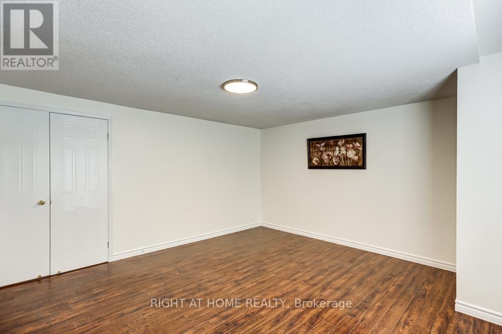 402 Lausanne Crescent, Waterloo, Ontario  N2T 2X6 - Photo 19 - X13181580