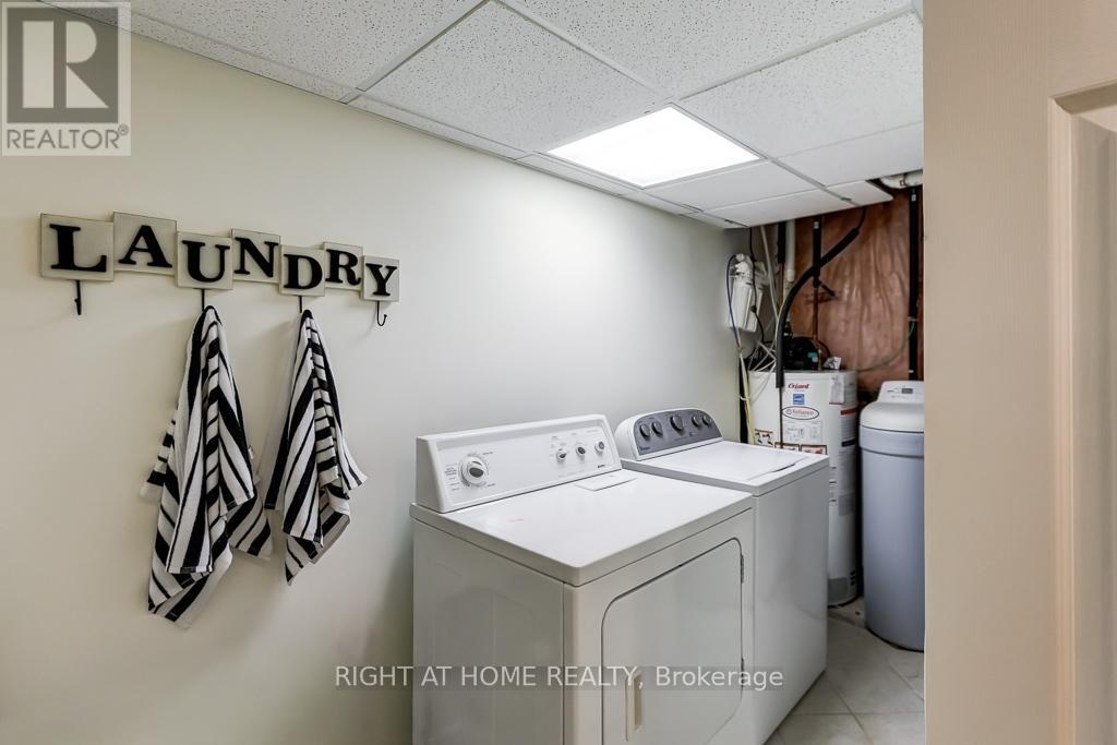 402 Lausanne Crescent, Waterloo, Ontario  N2T 2X6 - Photo 32 - X13181580
