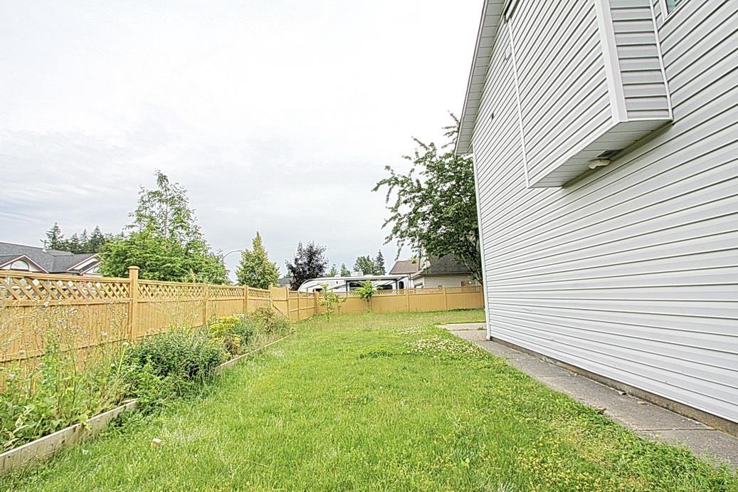 15292 94 Avenue, Surrey, British Columbia  V3R 1E3 - Photo 2 - R3128514