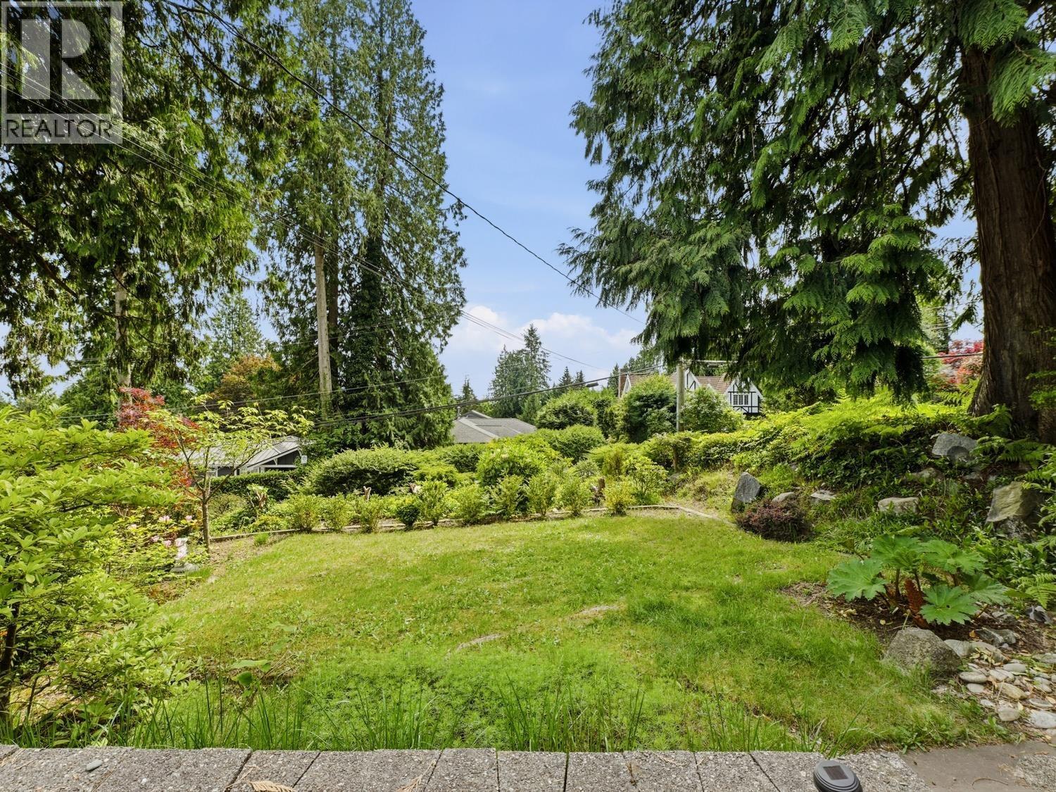 1380 Coleman Street, North Vancouver, British Columbia  V7K 1W6 - Photo 7 - R3123311