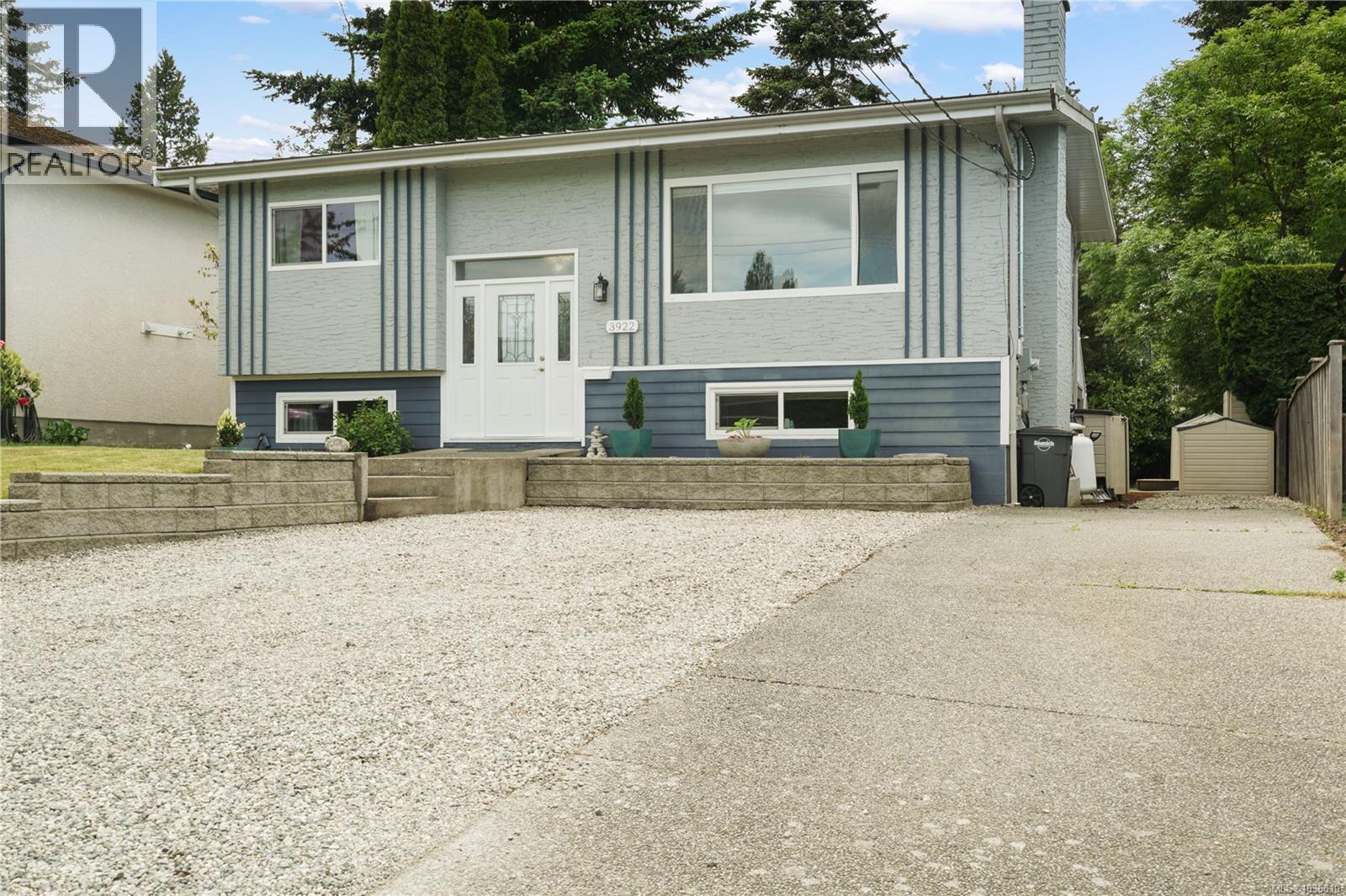 3922 Anton St, Saanich, British Columbia  V8Z 4M3 - Photo 26 - 1036610