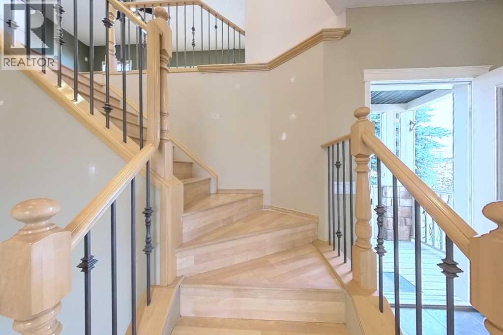 39 Simcoe Terrace Sw, Calgary, Alberta  T3H 4S3 - Photo 15 - A2313210