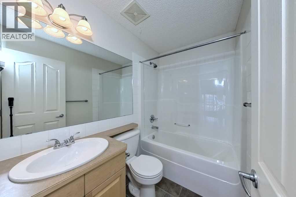 39 Simcoe Terrace Sw, Calgary, Alberta  T3H 4S3 - Photo 18 - A2313210