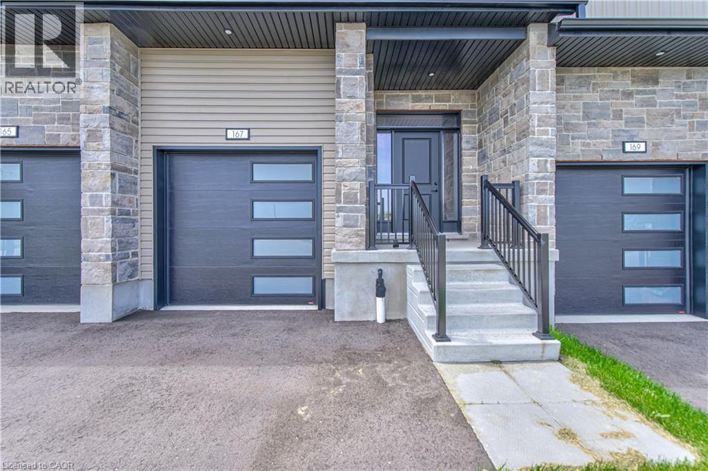 167 Dunnigan Drive, Kitchener, Ontario  N2B 0B1 - Photo 3 - 40768772