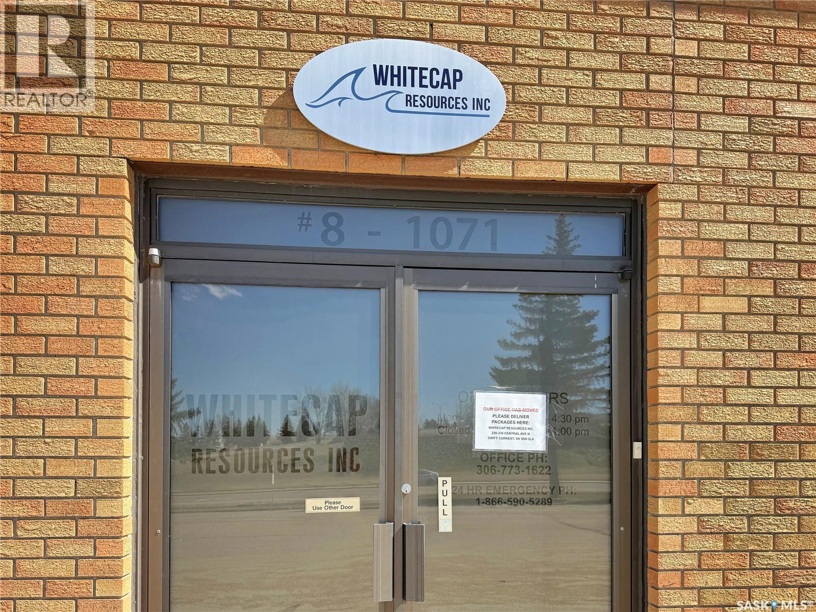 7&8 1071 Central Avenue, Swift Current, Saskatchewan  S9H 2A8 - Photo 1 - SK036864