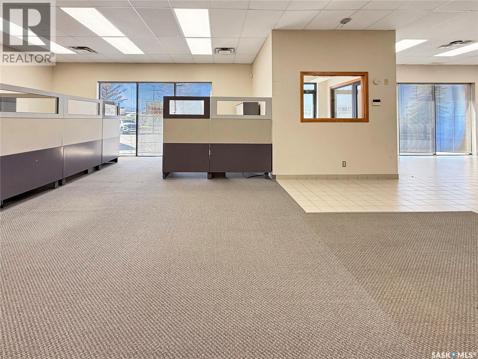 7&8 1071 Central Avenue, Swift Current, Saskatchewan  S9H 2A8 - Photo 4 - SK036864