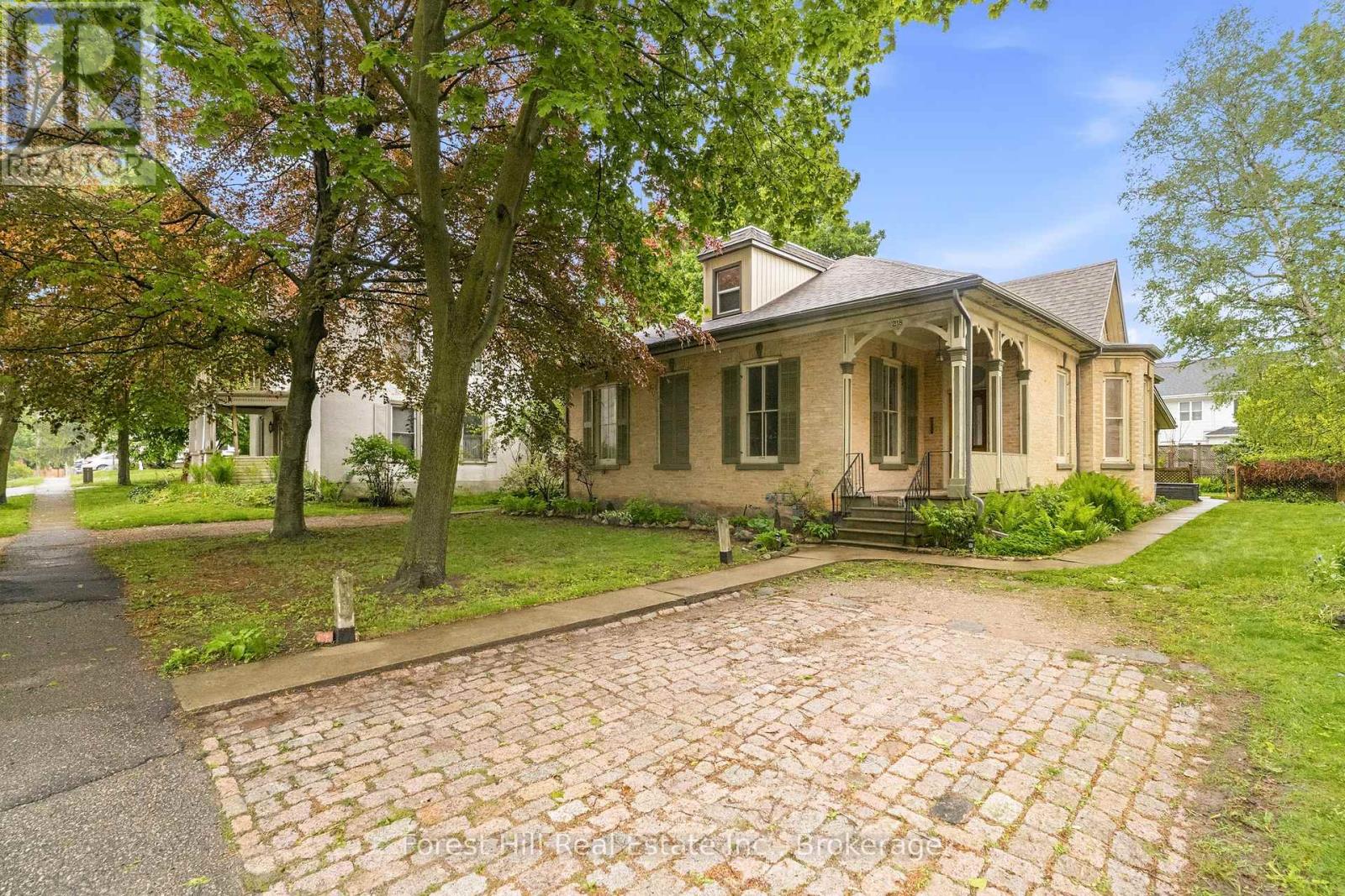 218 ALBERT STREET, ingersoll (ingersoll - south), Ontario