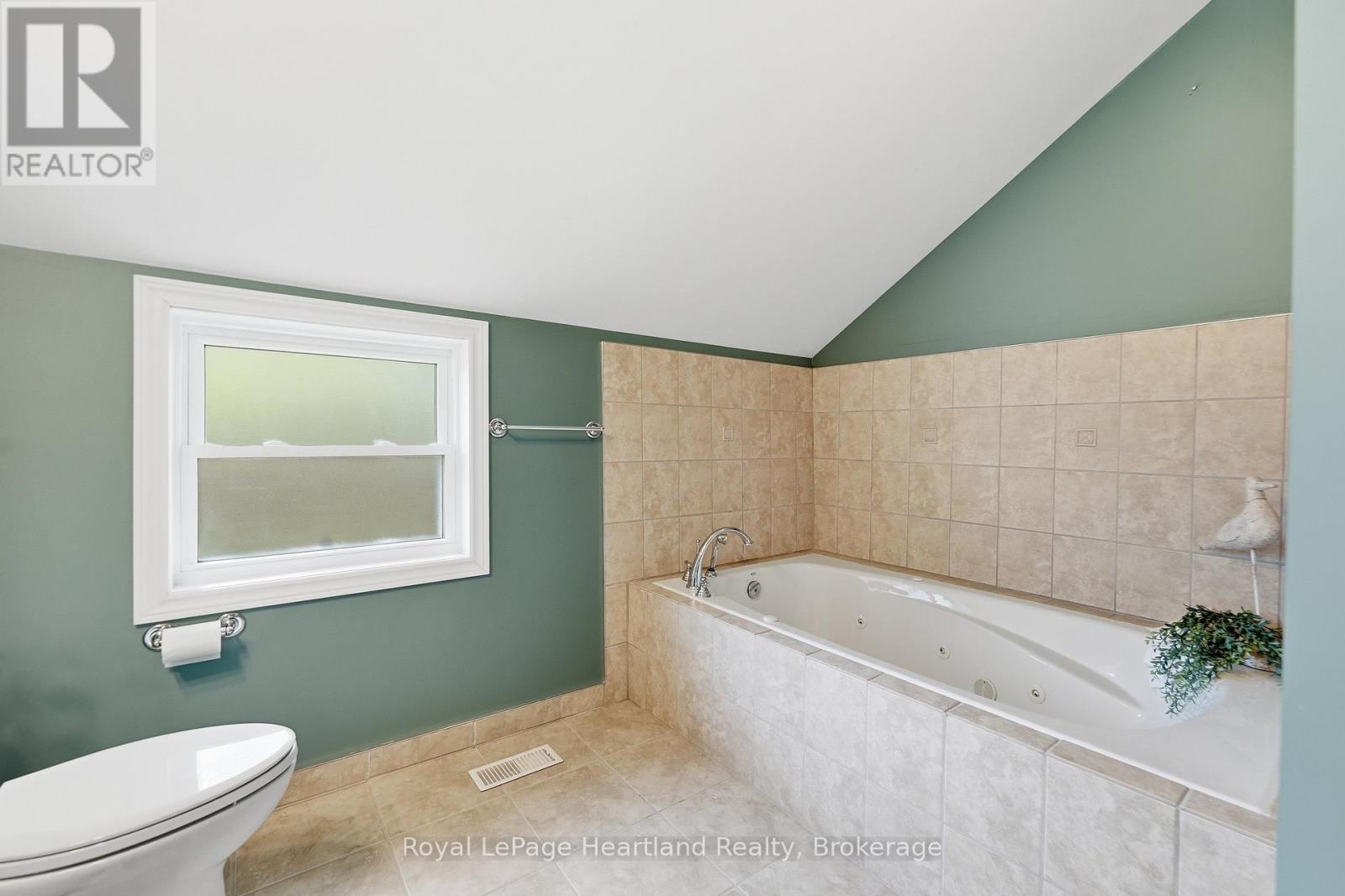 52 Crombie Street, Huron East (Seaforth), Ontario  N0K 1W0 - Photo 24 - X13182218