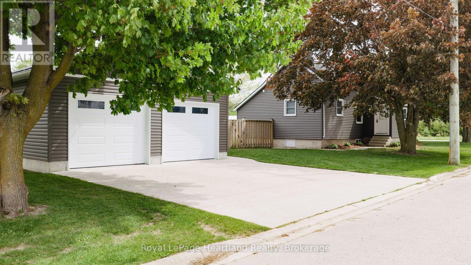 52 Crombie Street, Huron East (Seaforth), Ontario  N0K 1W0 - Photo 3 - X13182218