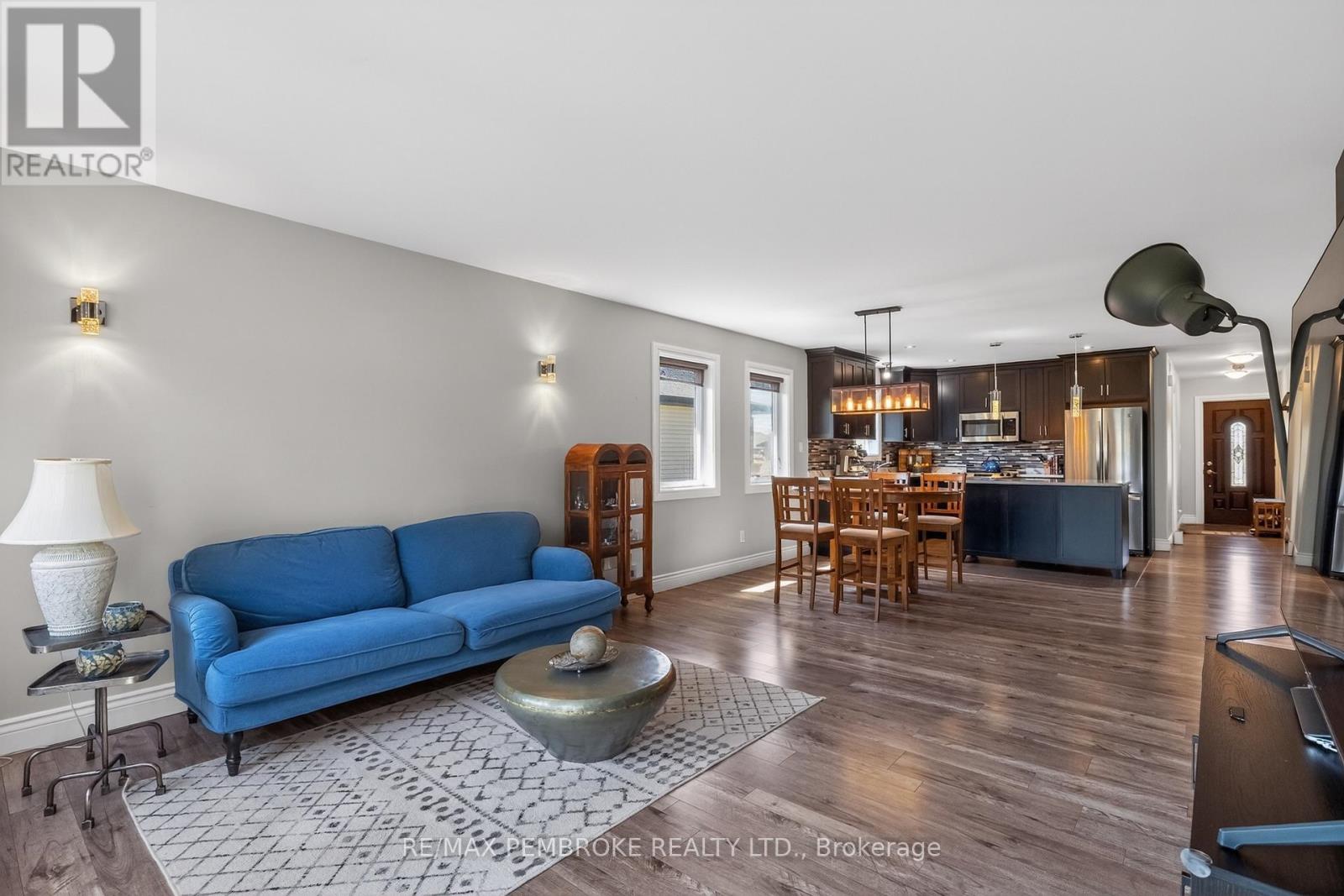 27 Noble Crescent, Petawawa, Ontario  K8H 0G1 - Photo 13 - X13182006