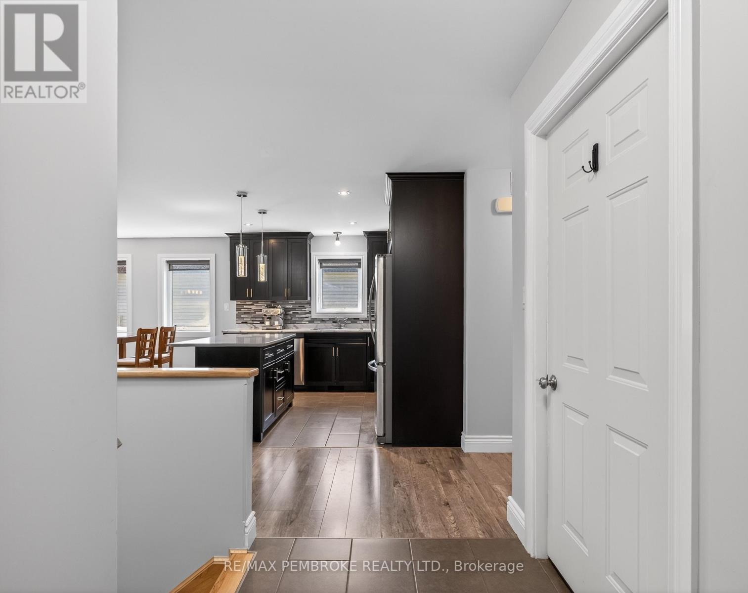 27 Noble Crescent, Petawawa, Ontario  K8H 0G1 - Photo 24 - X13182006