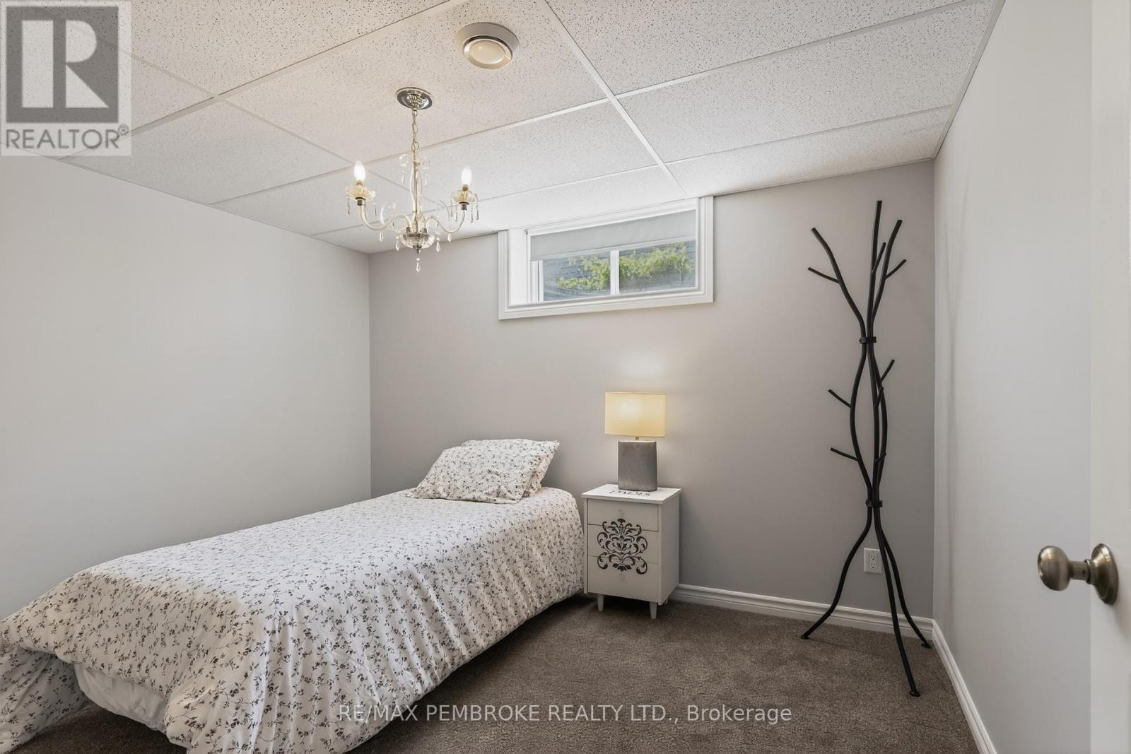 27 Noble Crescent, Petawawa, Ontario  K8H 0G1 - Photo 29 - X13182006