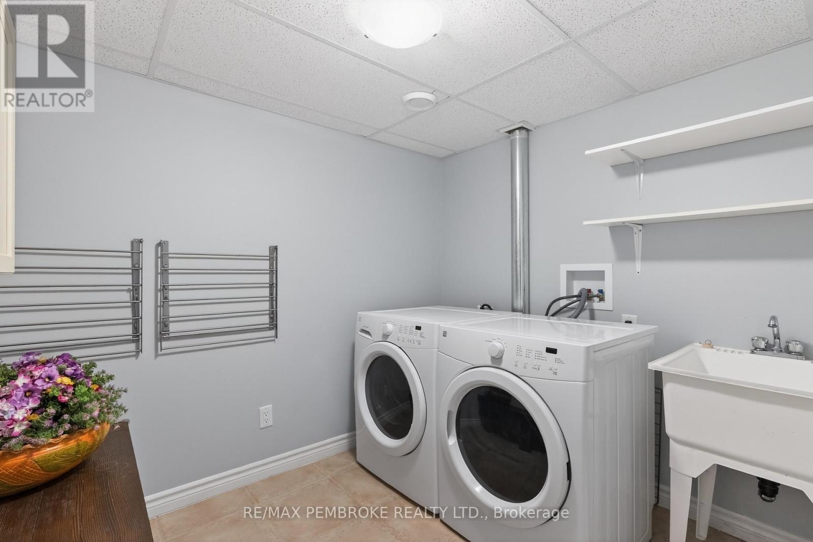 27 Noble Crescent, Petawawa, Ontario  K8H 0G1 - Photo 33 - X13182006