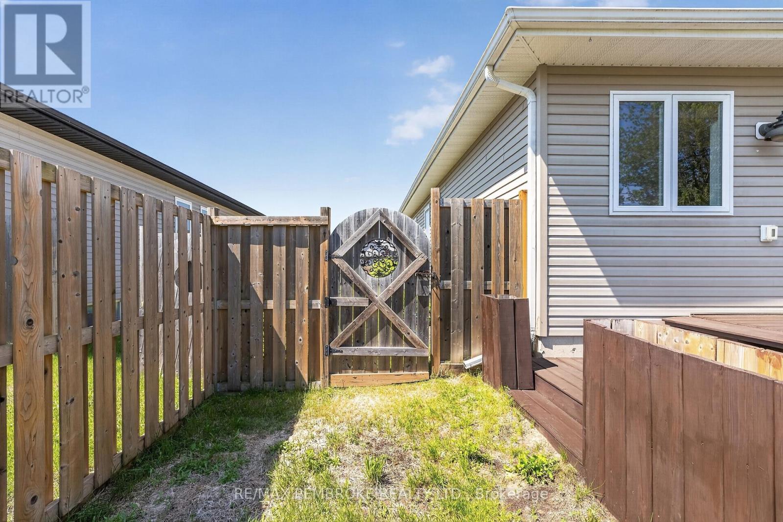 27 Noble Crescent, Petawawa, Ontario  K8H 0G1 - Photo 38 - X13182006