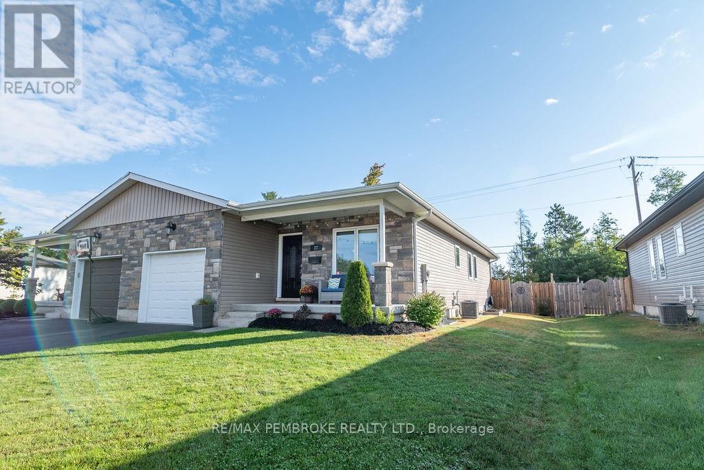 27 Noble Crescent, Petawawa, Ontario  K8H 0G1 - Photo 4 - X13182006