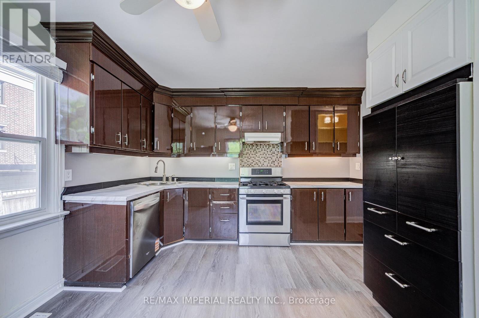 49 Sunset Beach Road, Richmond Hill, Ontario  L4E 3G7 - Photo 26 - N13166942