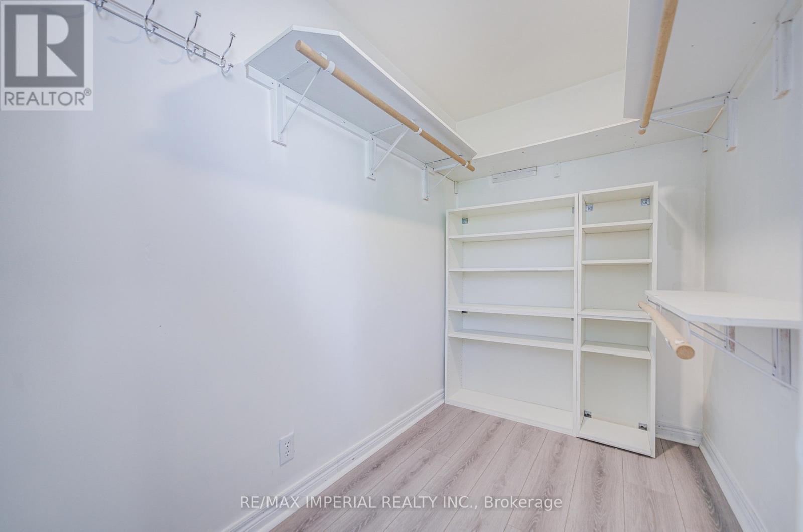 49 Sunset Beach Road, Richmond Hill, Ontario  L4E 3G7 - Photo 20 - N13166942