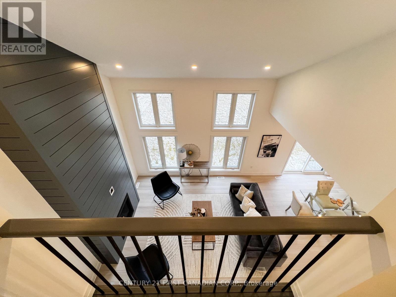 108 Mapledene Lane, Lucan Biddulph, Ontario  N0M 2J0 - Photo 4 - X13175286
