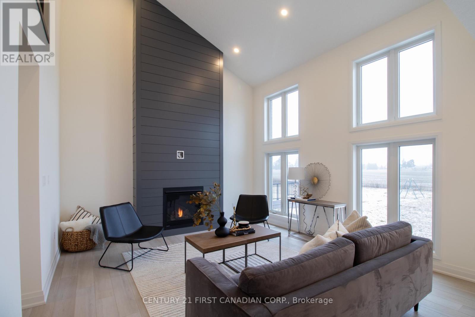 108 Mapledene Lane, Lucan Biddulph, Ontario  N0M 2J0 - Photo 7 - X13175286
