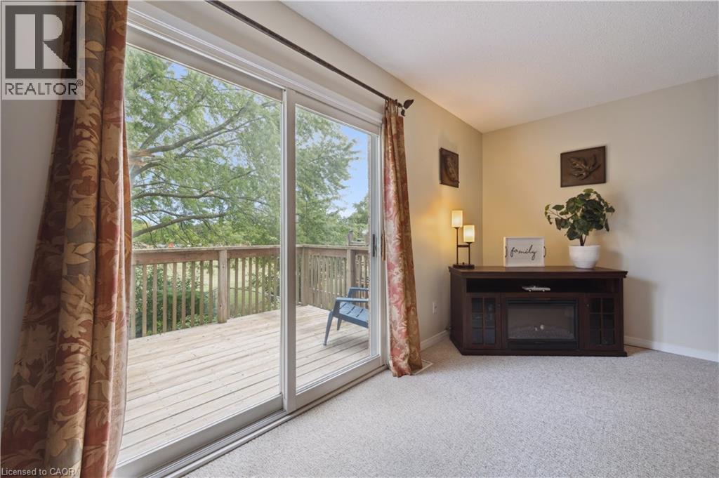 255 Camelot Court Unit# 2, Waterloo, Ontario  N2K 3G1 - Photo 17 - 40833604
