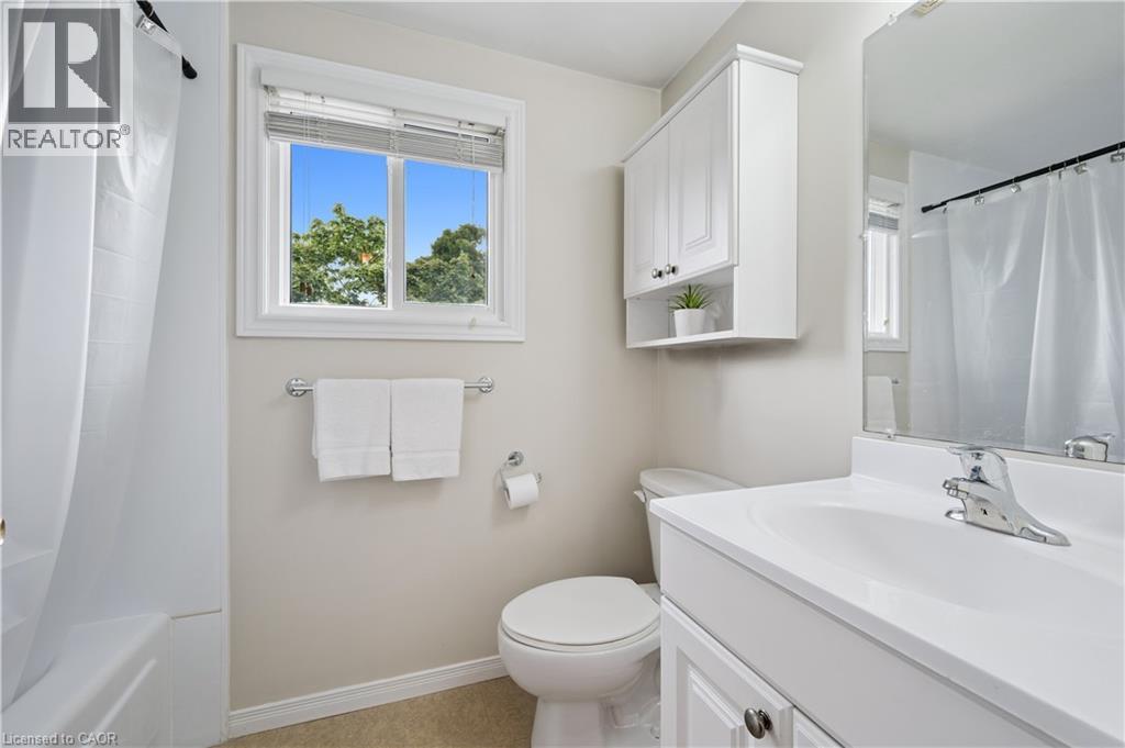 255 Camelot Court Unit# 2, Waterloo, Ontario  N2K 3G1 - Photo 23 - 40833604