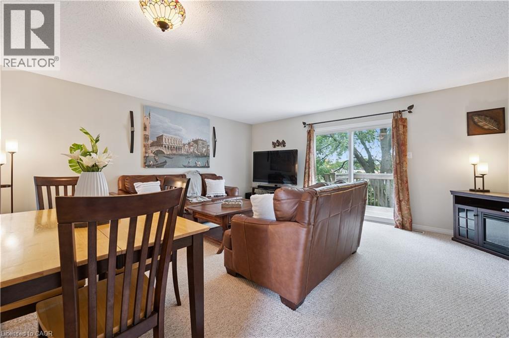 255 Camelot Court Unit# 2, Waterloo, Ontario  N2K 3G1 - Photo 6 - 40833604