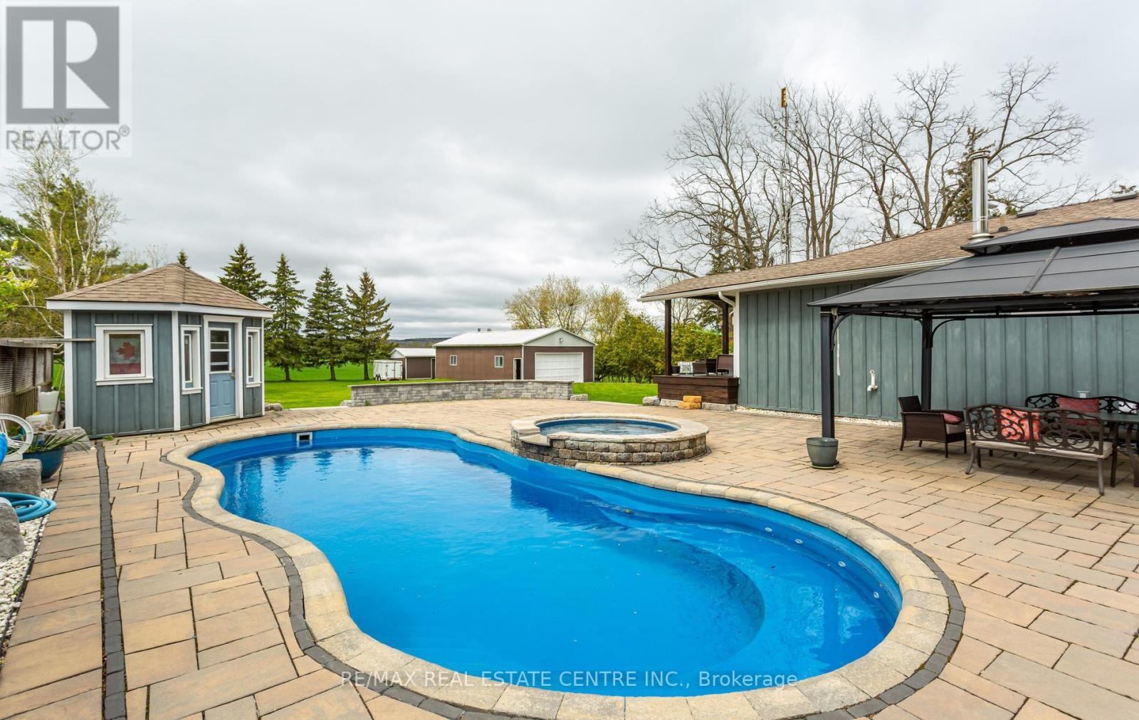 13450 Heritage Road, Caledon, Ontario  L7C 1T4 - Photo 2 - W13134198