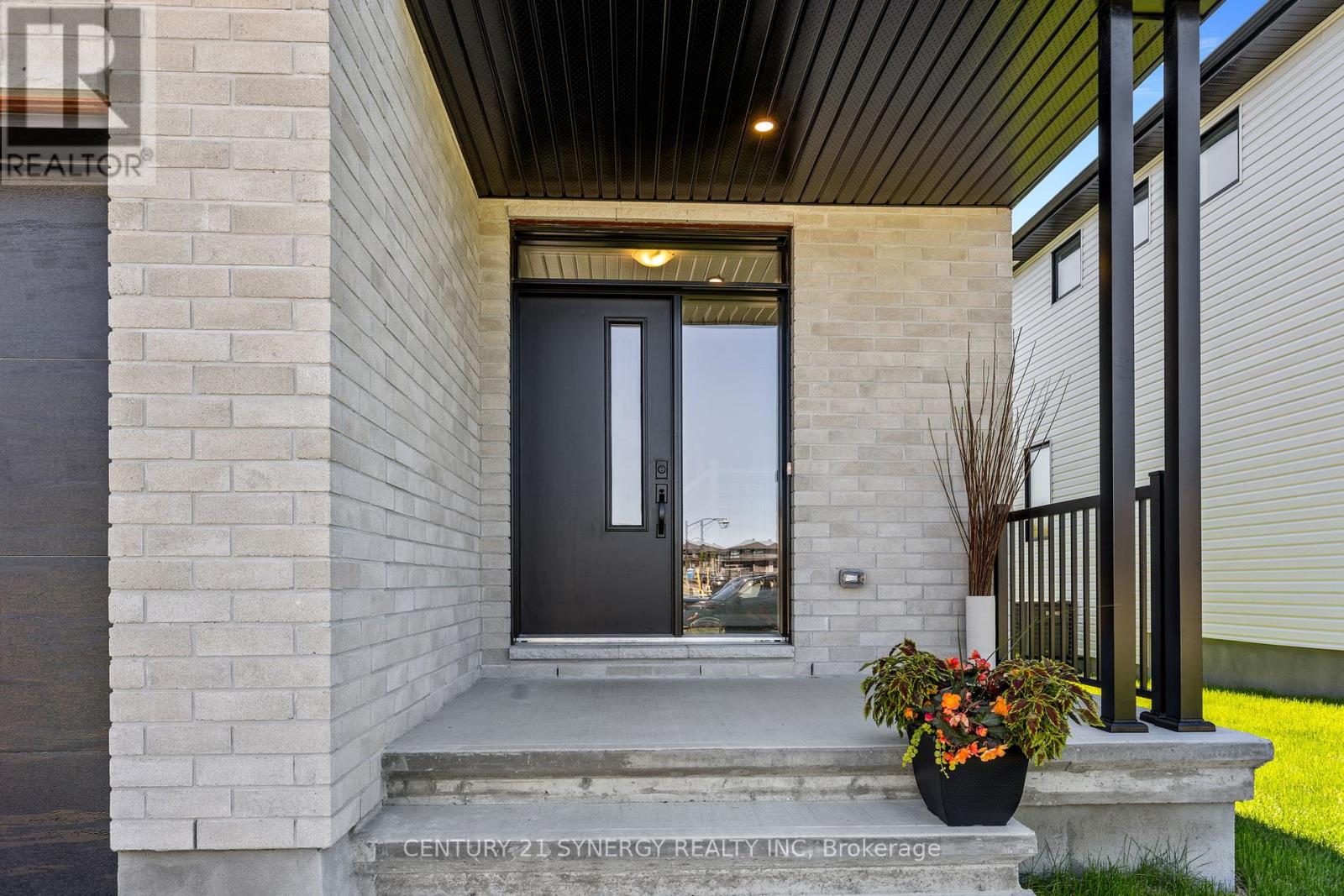 1175 Bronze Avenue, Clarence-Rockland, Ontario  K4K 0M9 - Photo 4 - X13182228