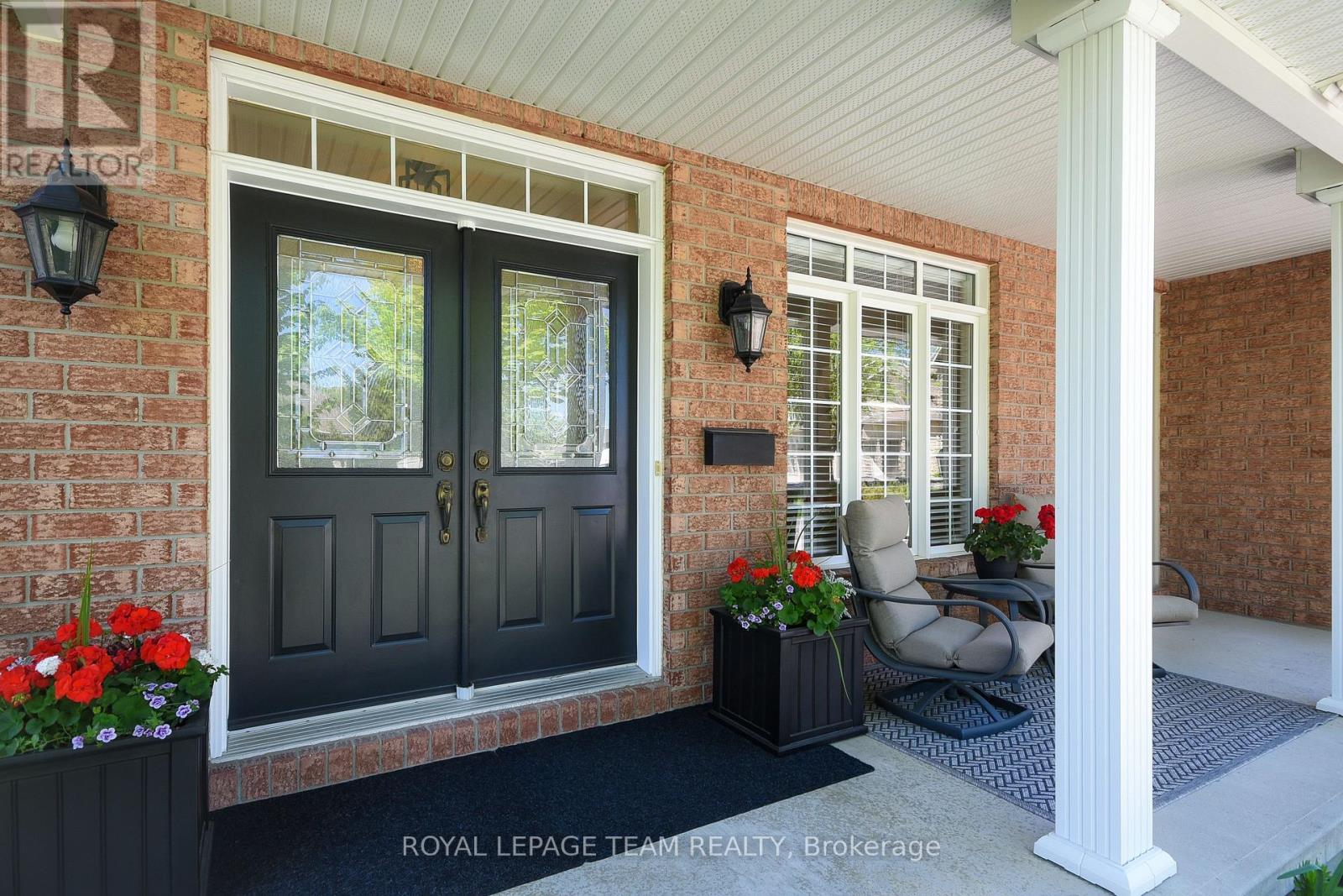 51 Shining Star Circle, Ottawa, Ontario  K2S 2B4 - Photo 4 - X13182288