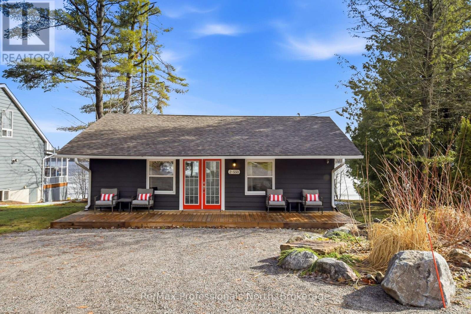 2 - 550 Sixth Street, Gravenhurst (Muskoka (S)), Ontario  P1P 1M2 - Photo 3 - X13182280
