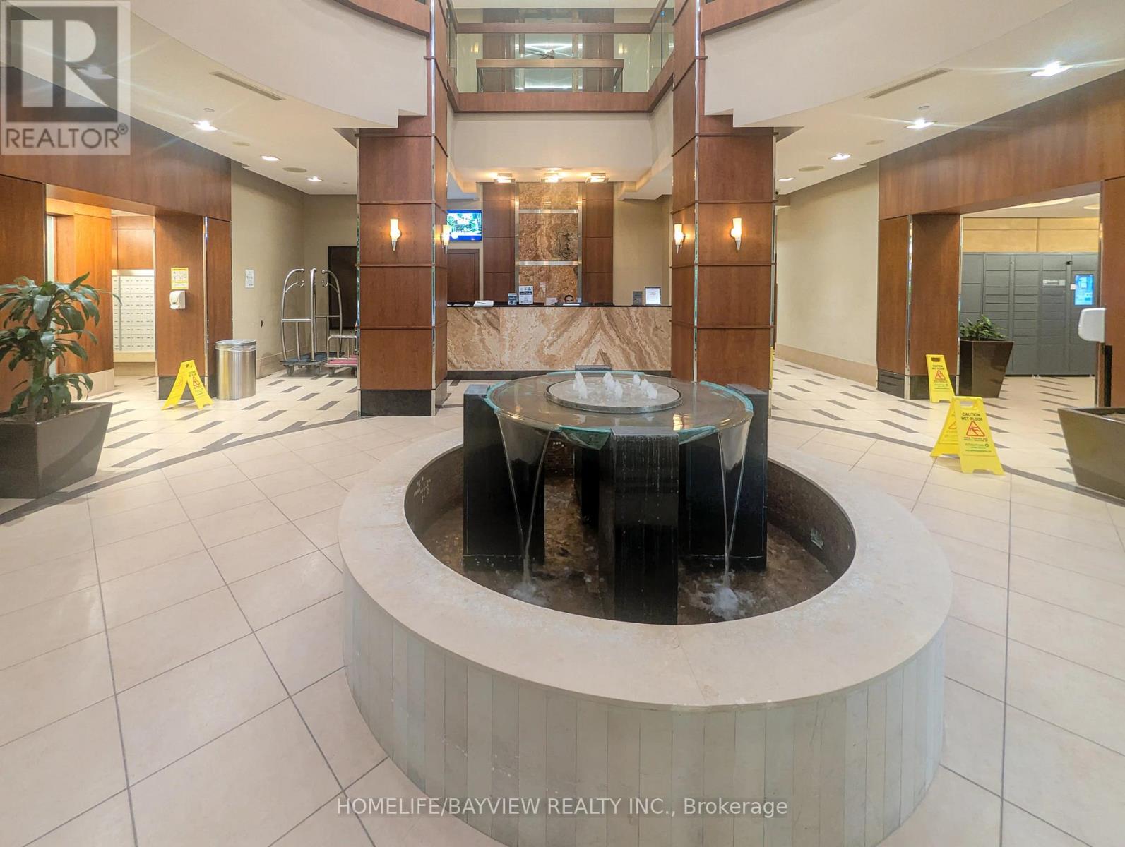 1510 - 10 Northtown Way W, Toronto, Ontario  M2N 7L4 - Photo 2 - C13181820