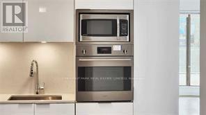 805 - 11 Wellesley Street W, Toronto, Ontario  M4Y 1E8 - Photo 12 - C13181958