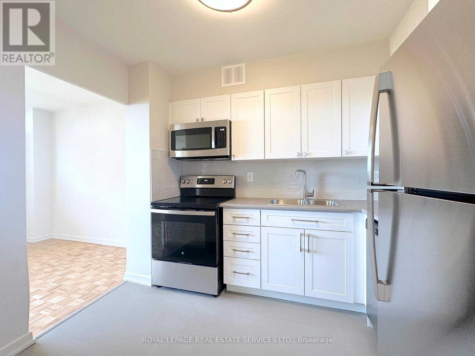 708 - 12 Rockford Road, Toronto, Ontario  M2R 3A2 - Photo 5 - C13182356