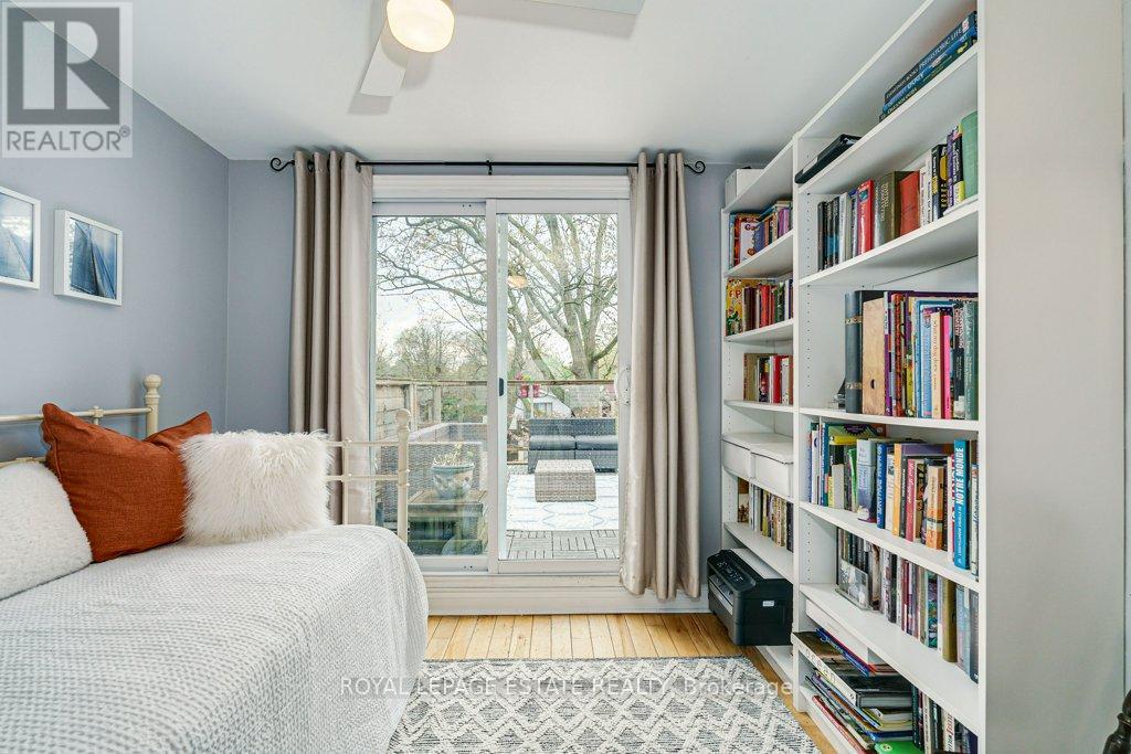 158 Waverley Road, Toronto, Ontario  M4L 3T3 - Photo 27 - E13181854