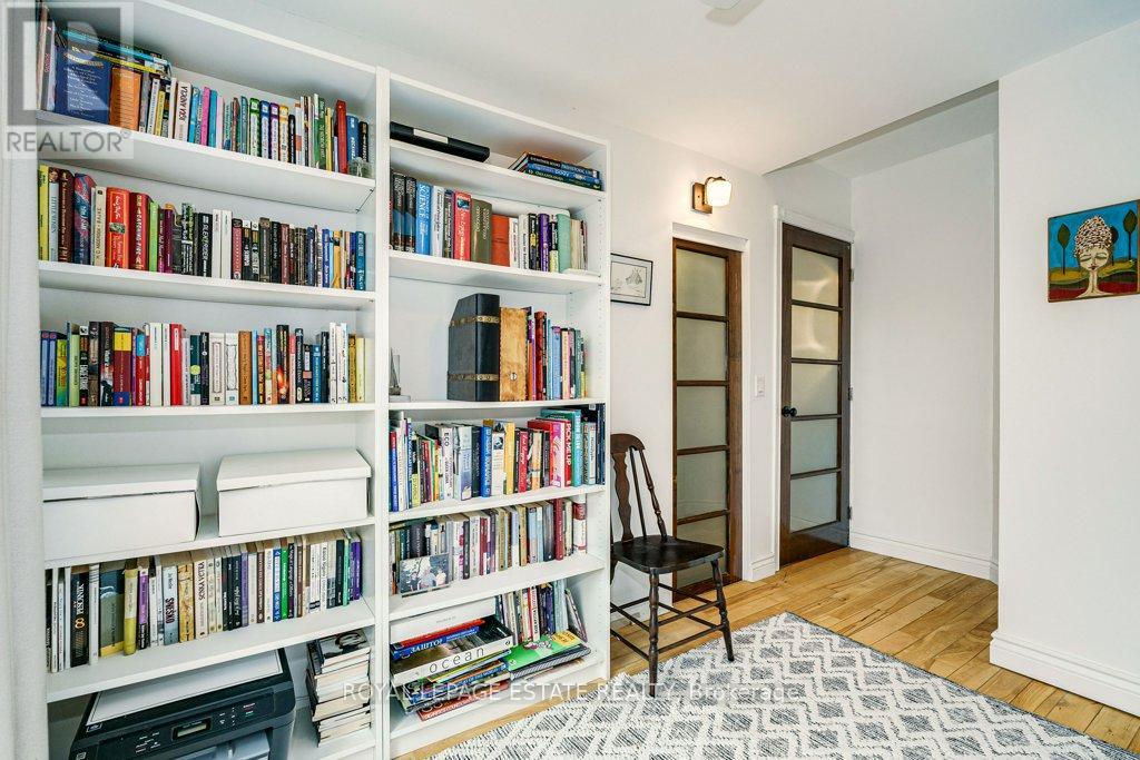 158 Waverley Road, Toronto, Ontario  M4L 3T3 - Photo 29 - E13181854